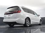 Used 2022 Chrysler Pacifica Limited FWD, Minivan for sale #R36210 - photo 18