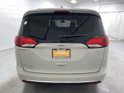 Used 2019 Chrysler Pacifica Touring Plus FWD, Minivan for sale #1C40013A - photo 2