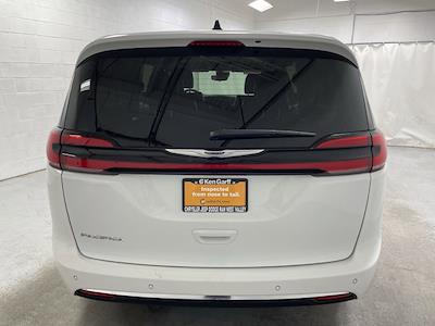 2023 Chrysler Pacifica FWD, Minivan for sale #1DD1681 - photo 2