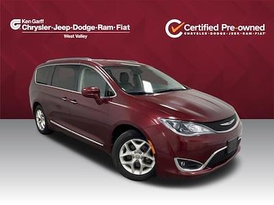 Used 2020 Chrysler Pacifica Touring L FWD, Minivan for sale #1DW1684 - photo 1