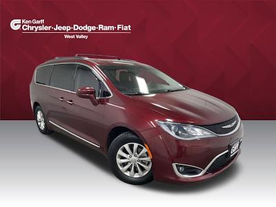 2017 Chrysler Pacifica FWD, Minivan for sale #1DW2064 - photo 1