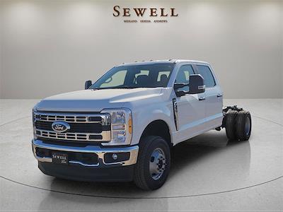 2024 Ford F-350 Crew Cab DRW 4x4, Cab Chassis for sale #456420 - photo 1