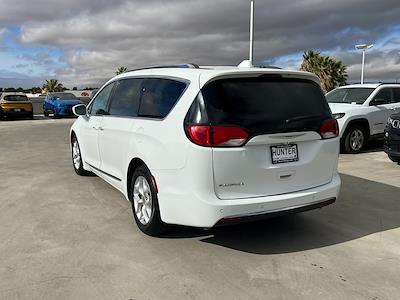 Used 2020 Chrysler Pacifica Touring L FWD, Minivan for sale #114501D - photo 2