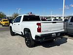 Used 2022 Chevrolet Silverado 2500 Custom Crew Cab 4x4, Pickup for sale #216166R - photo 2