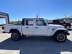 Used 2023 Jeep Gladiator Overland Crew Cab 4x4, Pickup for sale #523902R - photo 7