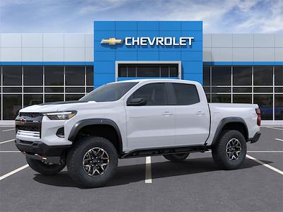 2024 Chevrolet Colorado Crew Cab 4x4, Pickup for sale #RH241883 - photo 2