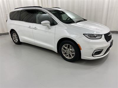 2022 Chrysler Pacifica FWD, Minivan for sale #49626AQ - photo 1