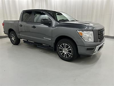 Used 2022 Nissan Titan SV Crew Cab 4x4, Pickup for sale #50082AQ - photo 1