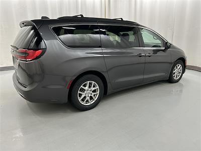 Used 2022 Chrysler Pacifica Touring L FWD, Minivan for sale #50406AQ - photo 2