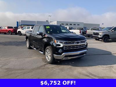 2025 Chevrolet Silverado 1500 Crew Cab 4WD, Pickup for sale #B23298 - photo 1