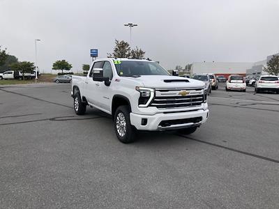 2025 Chevrolet Silverado 2500 Crew Cab 4WD, Pickup for sale #B23311 - photo 1