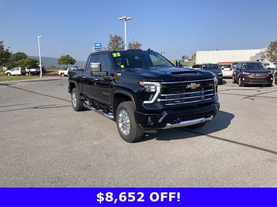 2025 Chevrolet Silverado 2500 Crew Cab 4WD, Pickup for sale #B23348 - photo 1