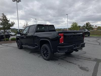 2025 Chevrolet Silverado 2500 Crew Cab 4WD, Pickup for sale #B23374 - photo 2