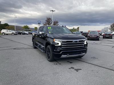 2025 Chevrolet Silverado 1500 Crew Cab 4WD, Pickup for sale #B23458 - photo 1