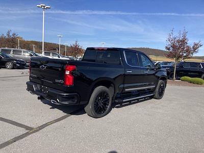 2025 Chevrolet Silverado 1500 Crew Cab 4WD, Pickup for sale #B23461 - photo 2