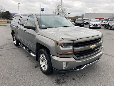 Used 2017 Chevrolet Silverado 1500 LT Crew Cab 4WD, Pickup for sale #B23525A - photo 1