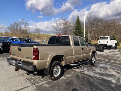 2005 Chevrolet Silverado 2500 Extended Cab 4WD, Pickup for sale #B23536A - photo 2