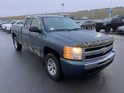 Used 2011 Chevrolet Silverado 1500 LS Extended Cab 4WD, Pickup for sale #B23636A - photo 1