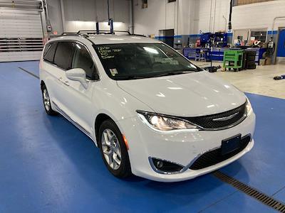 Used 2017 Chrysler Pacifica FWD, Minivan for sale #B23656B - photo 1