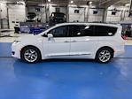 Used 2017 Chrysler Pacifica FWD, Minivan for sale #B23656B - photo 5