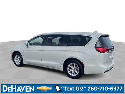 Used 2020 Chrysler Pacifica Touring FWD, Minivan for sale #R805A1 - photo 2