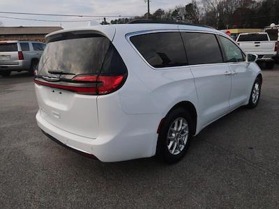 Used 2022 Chrysler Pacifica Touring L FWD, Minivan for sale #12434UP - photo 2