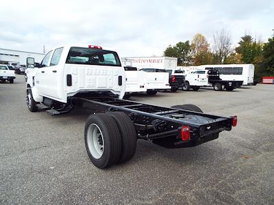 2023 Chevrolet Silverado 5500 Crew Cab DRW 4x2, Cab Chassis for sale #27904 - photo 2