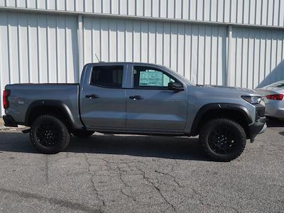 2024 Chevrolet Colorado Crew Cab 4x4, Pickup for sale #29410 - photo 2