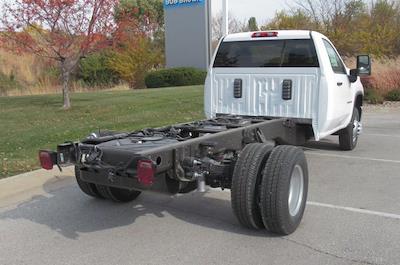 2025 Chevrolet Silverado 3500 Regular Cab 4x4, Cab Chassis for sale #SF122785 - photo 2