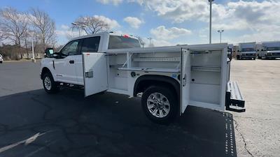 Used 2020 Ford F-250 XLT Crew Cab 4WD, 8' 2" Monroe Truck Equipment ServicePRO™ Service Truck for sale #113262 - photo 2