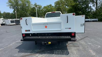 Used 2020 Chevrolet Silverado 5500 Work Truck Crew Cab 4WD, Service Truck for sale #113366 - photo 2