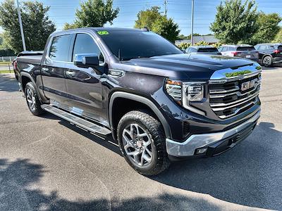 Used 2022 GMC Sierra 1500 SLT Crew Cab 4WD, Pickup for sale #L354365A - photo 1