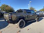 New 2025 GMC Hummer EV Pickup 2X Crew Cab AWD, Pickup for sale #U107404 - photo 4