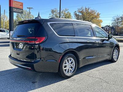 2022 Chrysler Pacifica FWD, Minivan for sale #176768 - photo 2