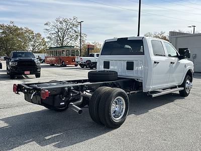 2024 Ram 3500 Crew Cab DRW 4WD, Cab Chassis for sale #389551 - photo 2