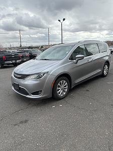 Used 2019 Chrysler Pacifica Touring L FWD, Minivan for sale #P4175 - photo 1