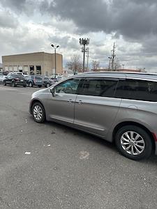 Used 2019 Chrysler Pacifica Touring L FWD, Minivan for sale #P4175 - photo 2
