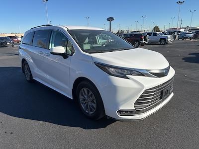 Used 2022 Toyota Sienna LE AWD, Minivan for sale #P5202 - photo 1