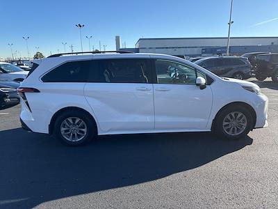 Used 2022 Toyota Sienna LE AWD, Minivan for sale #P5202 - photo 2