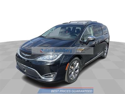 2017 Chrysler Pacifica FWD, Minivan for sale #PCA835915 - photo 1