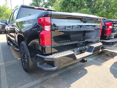 2024 Chevrolet Silverado 1500 Crew Cab 4x4, Pickup for sale #2404010 - photo 2