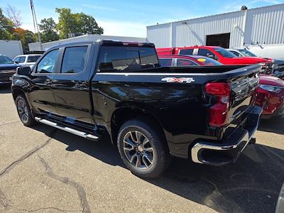 2025 Chevrolet Silverado 1500 Crew Cab 4x4, Pickup for sale #2500630 - photo 2