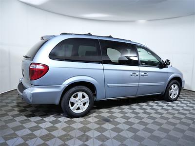 Used 2005 Dodge Grand Caravan SXT FWD, Minivan for sale #31391Z - photo 2