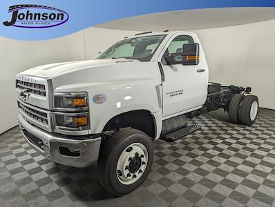 New 2024 Chevrolet Silverado 6500 Regular Cab 4x4, Cab Chassis for sale #G450757 - photo 1