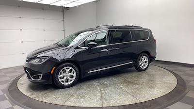 2017 Chrysler Pacifica FWD, Minivan for sale #T4208A - photo 1