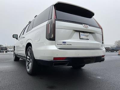 2022 Cadillac Escalade ESV 4WD, SUV for sale #P42249 - photo 2