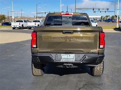 2024 Chevrolet Colorado Crew Cab 4x4, Pickup for sale #SCL240873 - photo 2