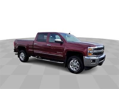 2015 Chevrolet Silverado 2500 Crew Cab SRW 4WD, Pickup for sale #R9491 - photo 2