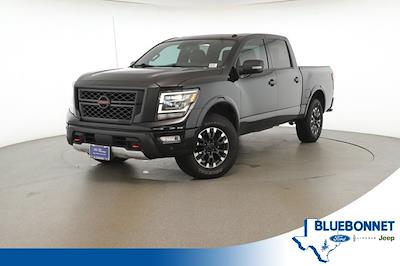 Used 2021 Nissan Titan Crew Cab 4WD, Pickup for sale #UN533535 - photo 1