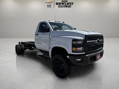 New 2024 Chevrolet Silverado 5500 Work Truck Regular Cab 4WD, 14' Bedrock Limestone Series Flatbed Truck for sale #242047 - photo 1